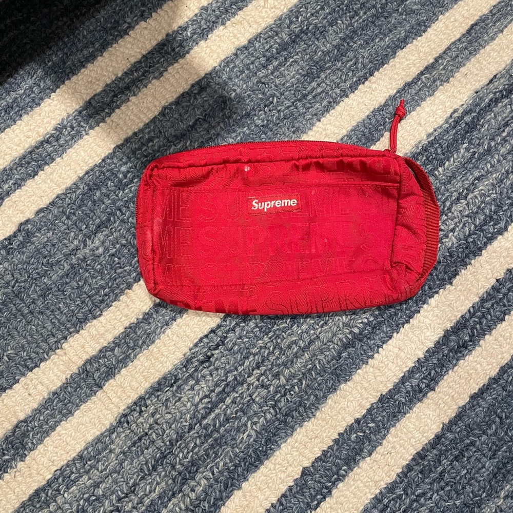 Supreme bag